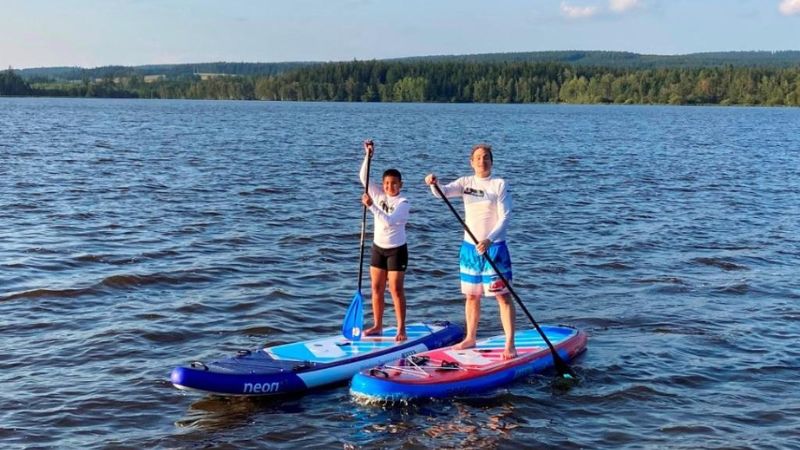 NEON X7 A NEON X7 NA VODE paddleboard nafukovaci